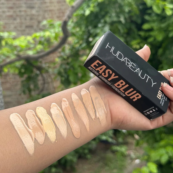 HUDA BEAUTY Easy Blur Natural Airbrush Foundation With Niacin amide